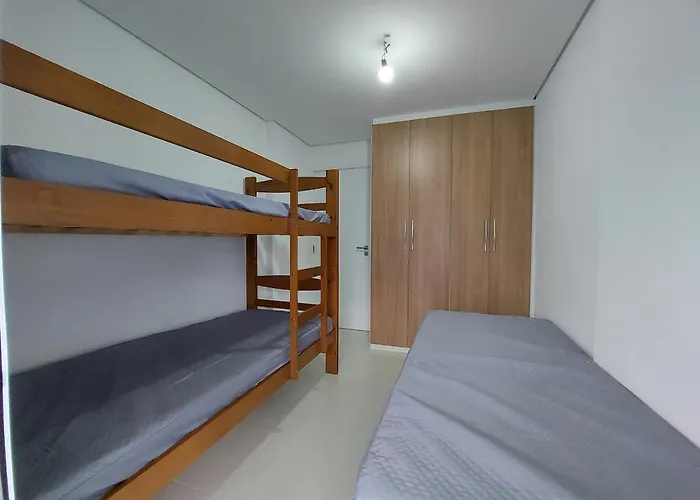 Apartamento perto da praia no Indaiá Bertioga